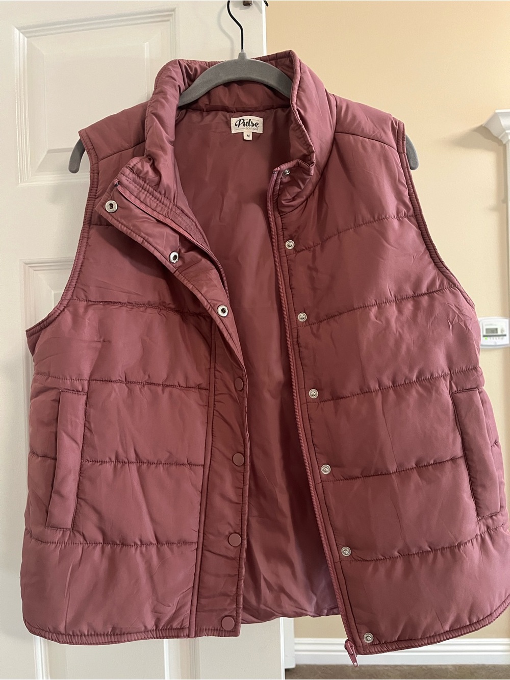 Pulse Quilted Puffer Vest in Dusty Mauve